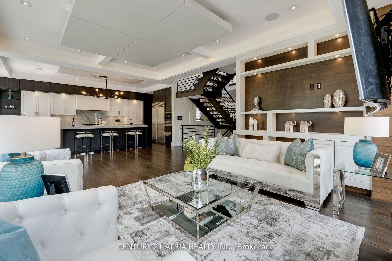 225 Northwood Drive • Toronto, ON photo 12