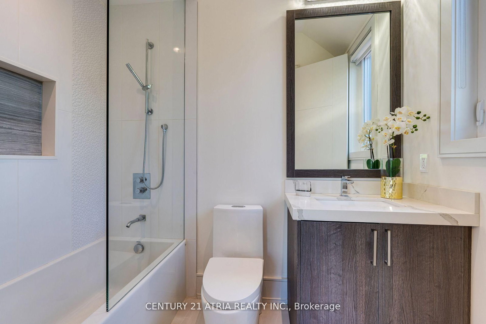 225 Northwood Drive • Toronto, ON photo 31
