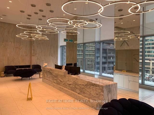 216 - 251 Jarvis Street 4