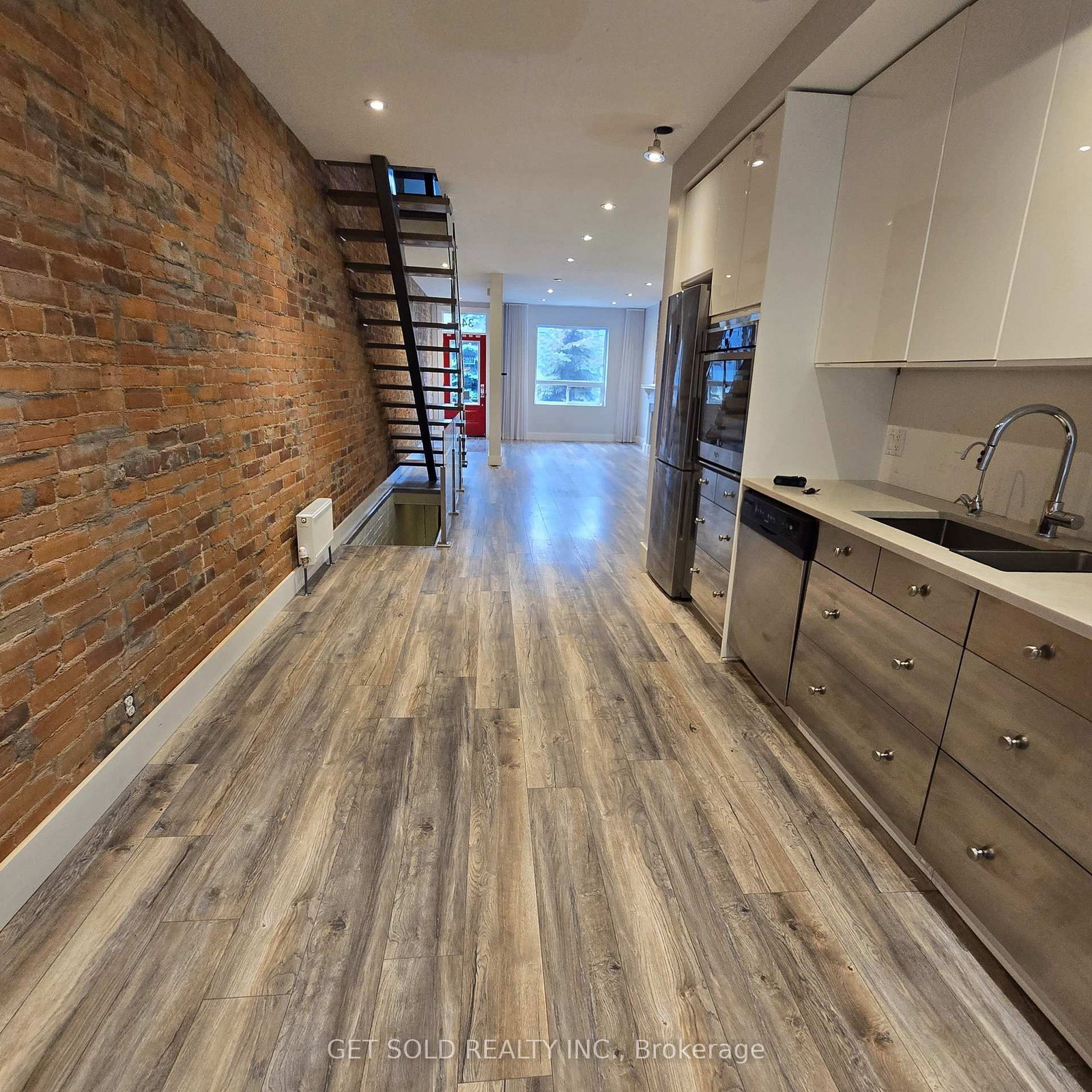 348 Dupont Street • Toronto, ON photo 1