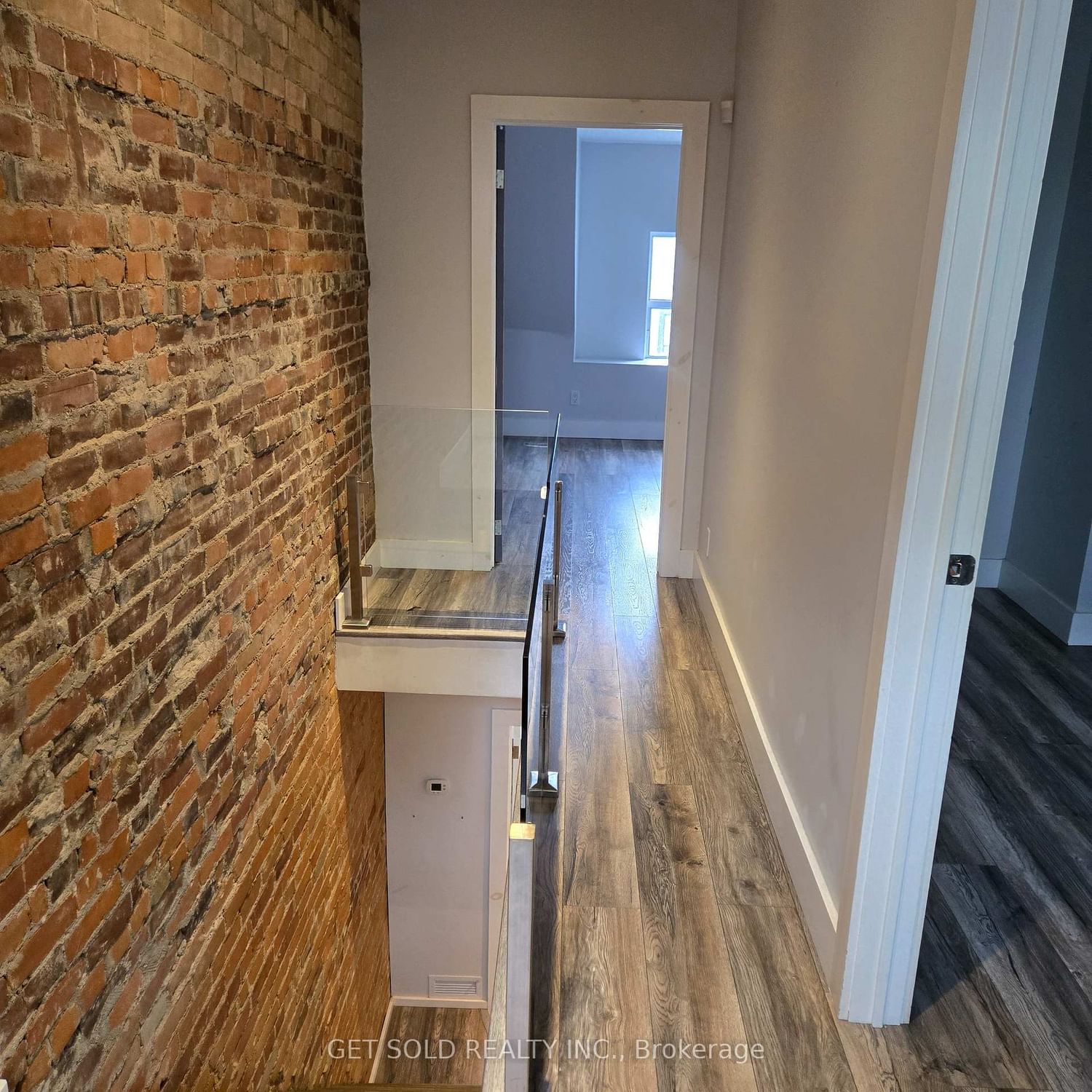 348 Dupont Street • Toronto, ON photo 11
