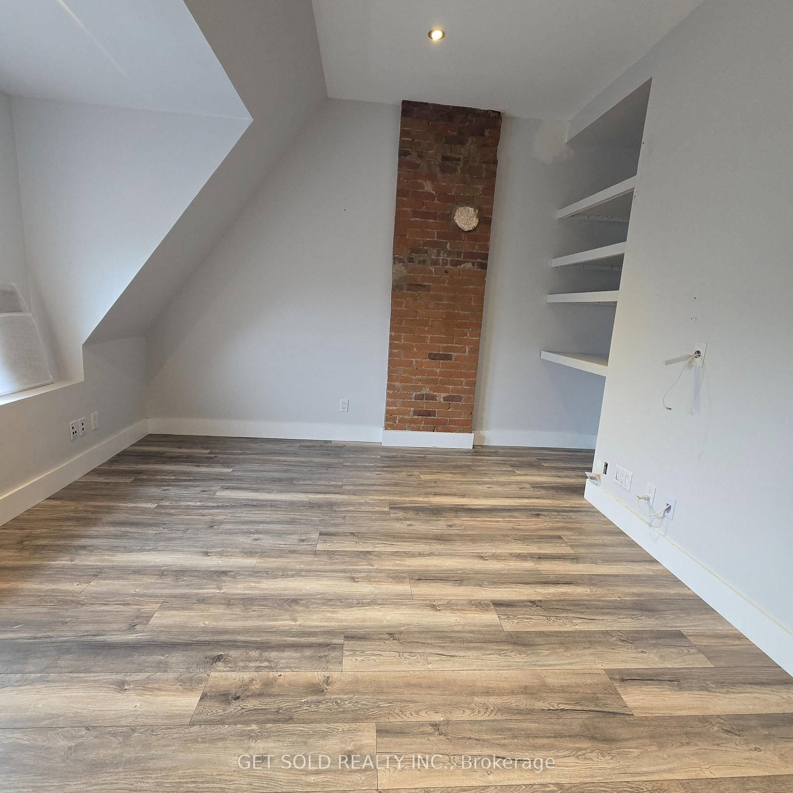 348 Dupont Street • Toronto, ON photo 14