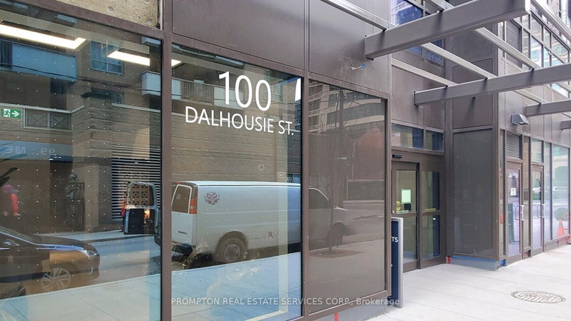 318 - 100 Dalhousie Street