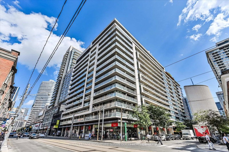 1825 - 111 Elizabeth Street
