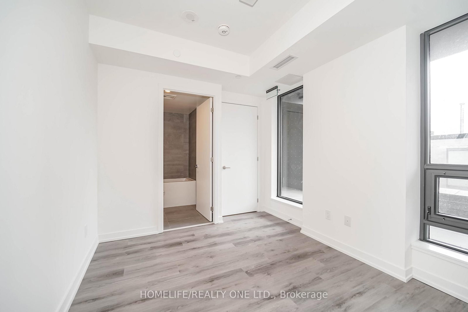 28 Eastern Avenue • #237 • Toronto, ON photo 18