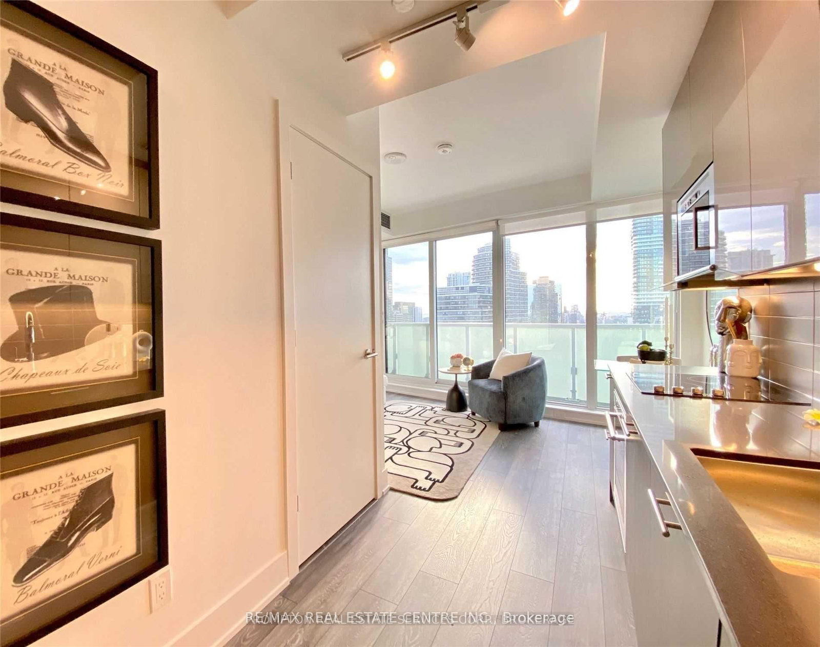 2703-403 Church St, Toronto, view 6