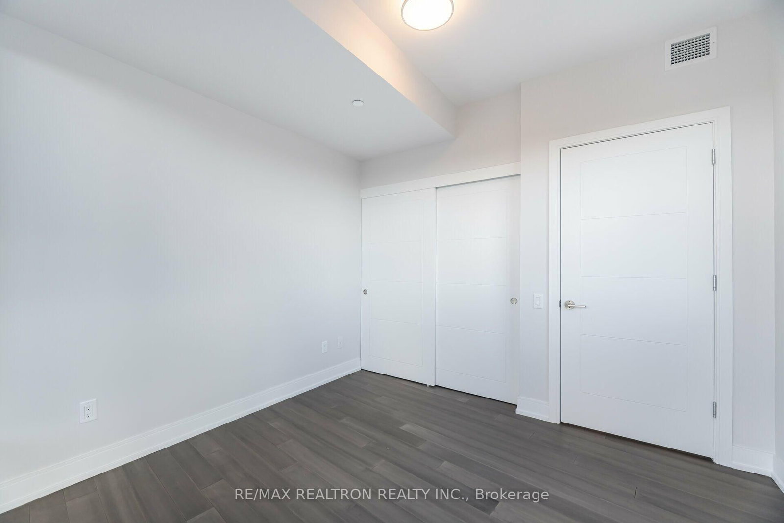 507-2525 Bathurst St, Toronto, view 13