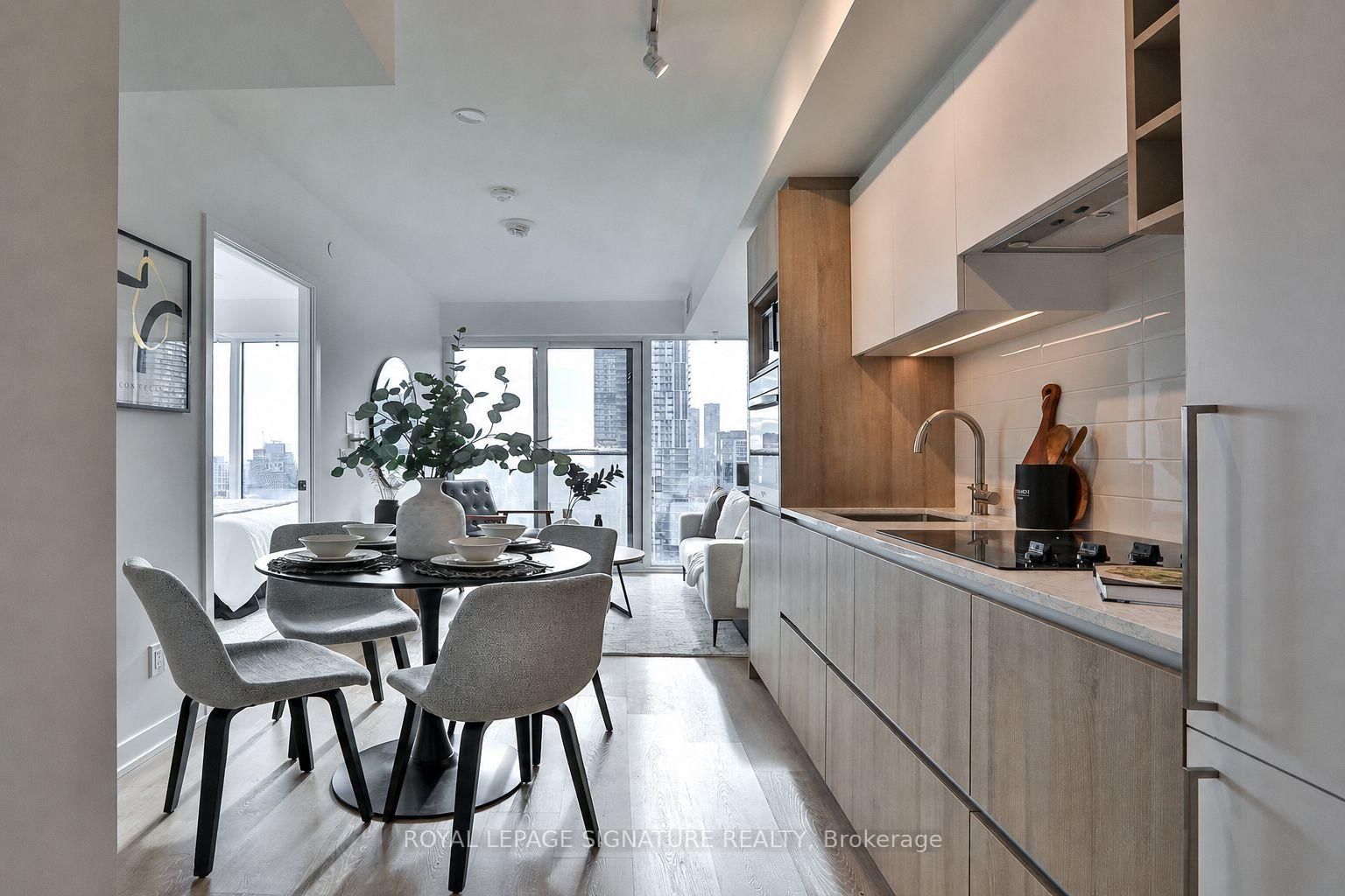 319 Jarvis Street • #2916 • Toronto, ON photo 4