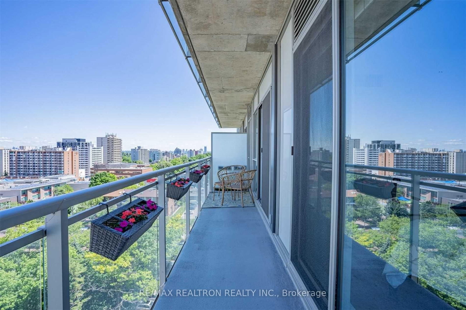 911-83 Redpath Ave, Toronto, view 11