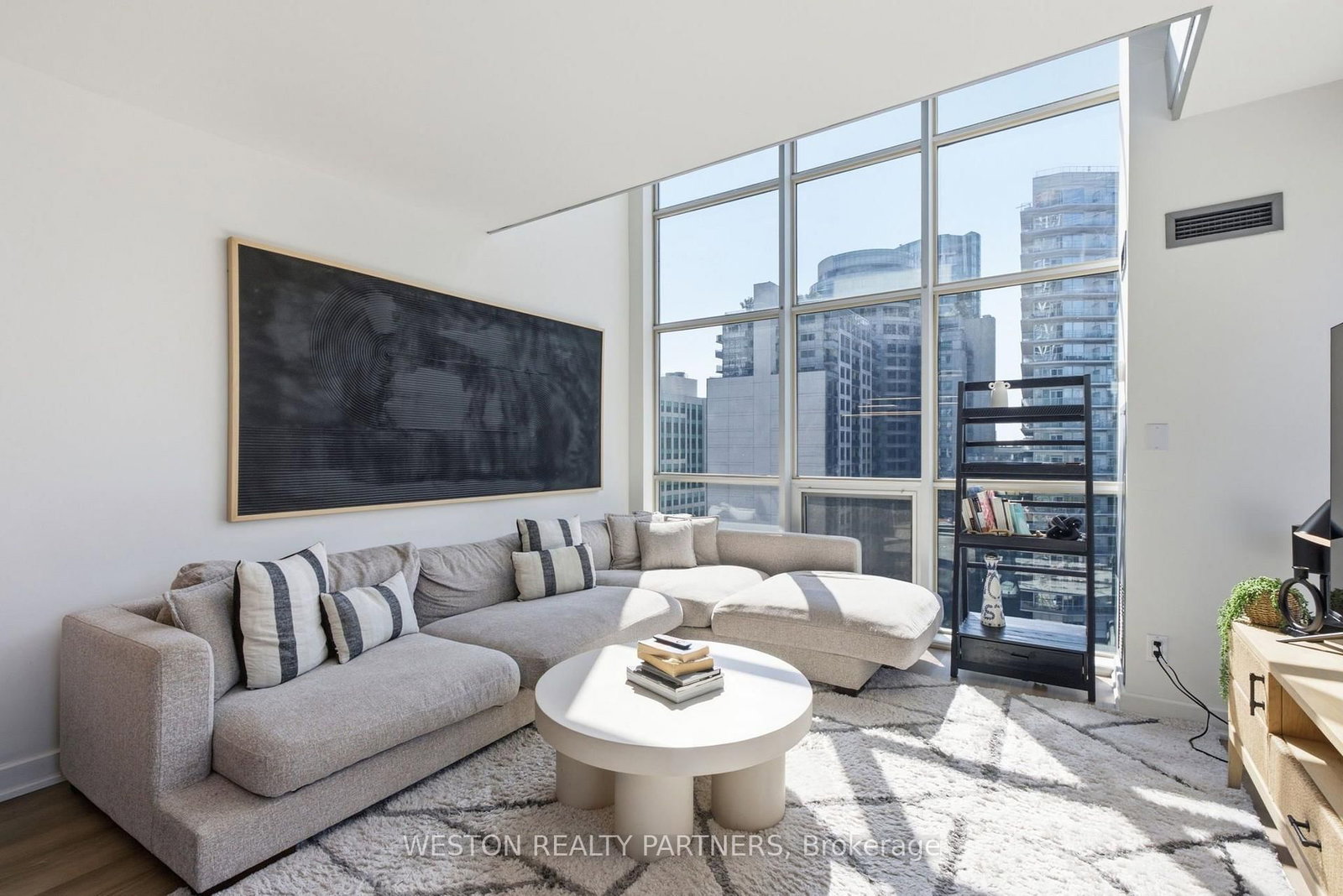 1124-36 Blue Jays Way, Toronto, view 12