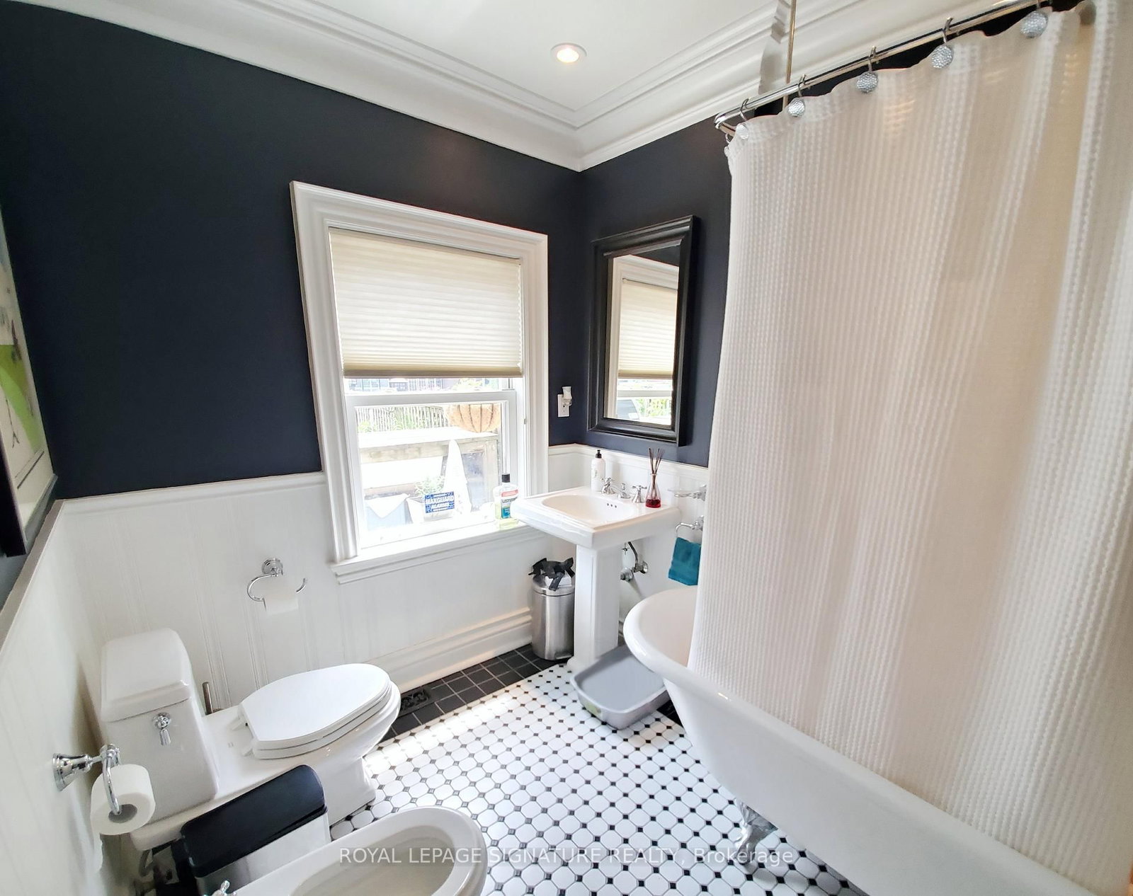 Upper-47 Gloucester St, Toronto, view 13