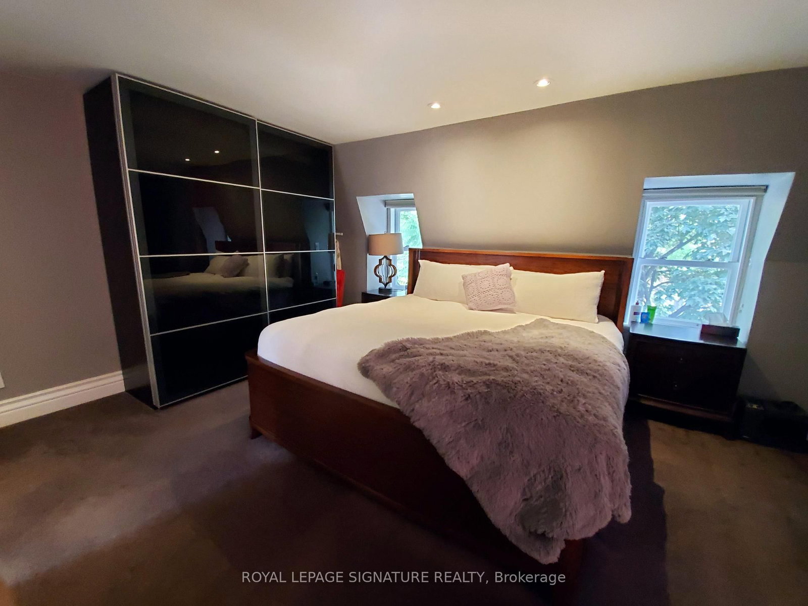 Upper-47 Gloucester St, Toronto, view 19