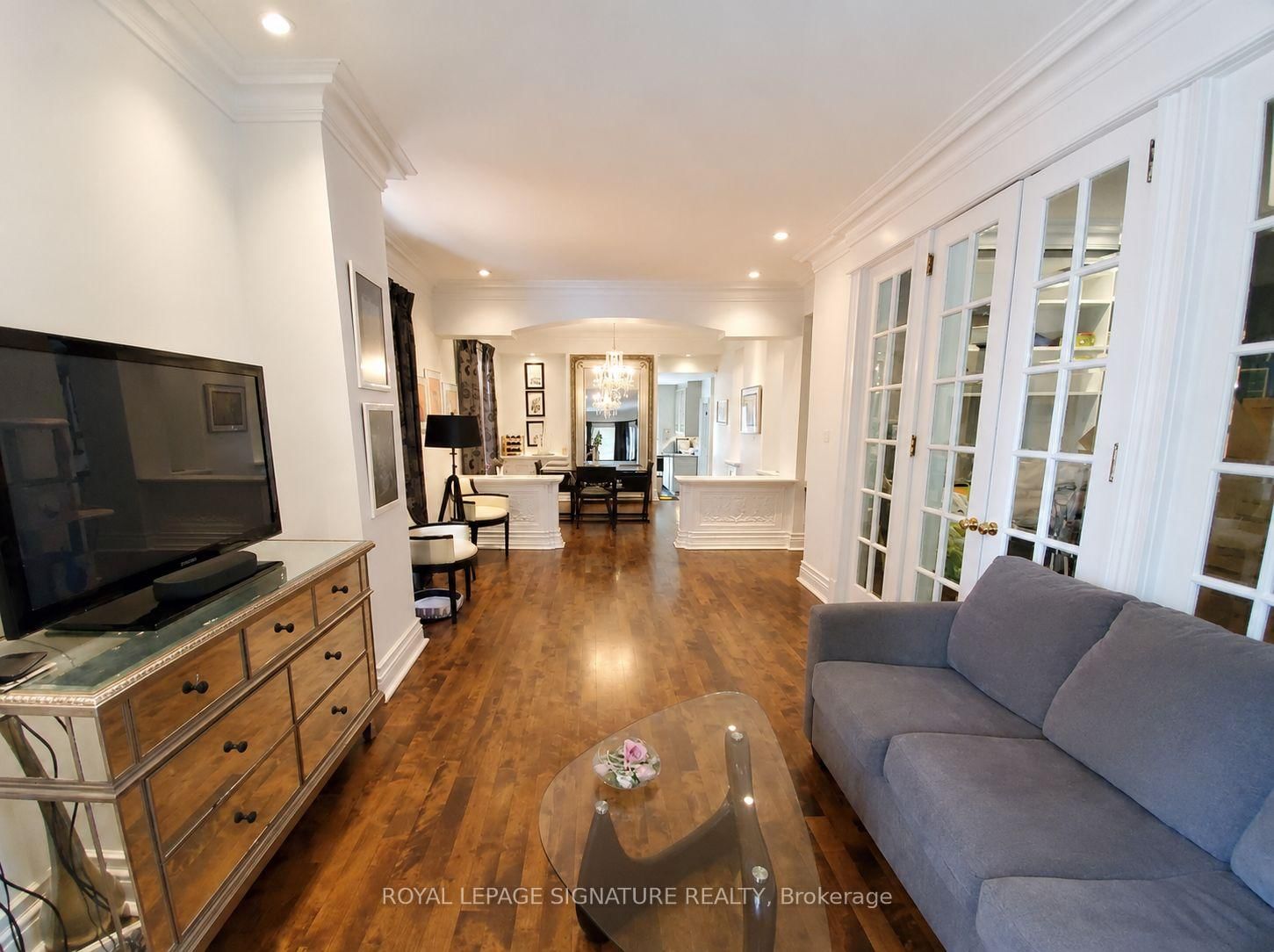 Upper-47 Gloucester St, Toronto, view 7