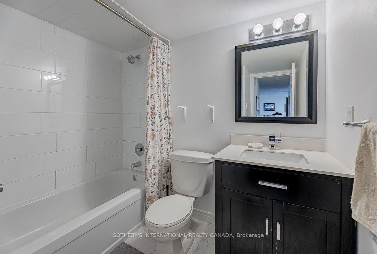 520-89 McCaul St, Toronto, view 13