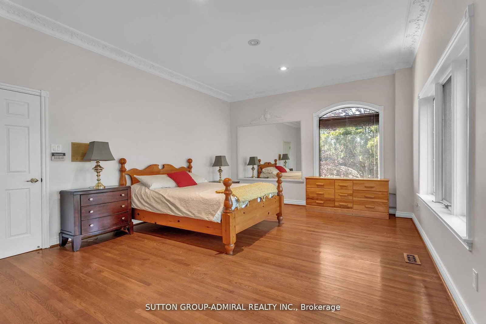 116 Goulding Ave, Toronto, view 17