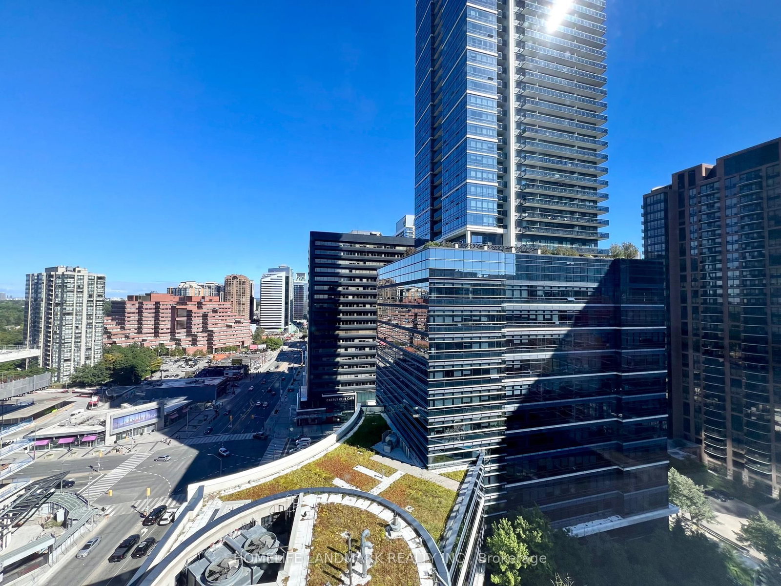 1504-2 Anndale Dr, Toronto, view 6
