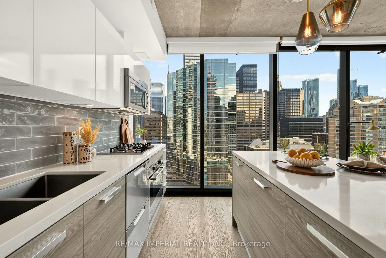 224 King Street W • #1804 • Toronto, ON photo 15