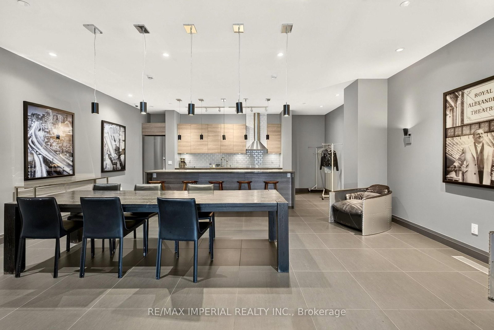 224 King Street W • #1804 • Toronto, ON photo 36