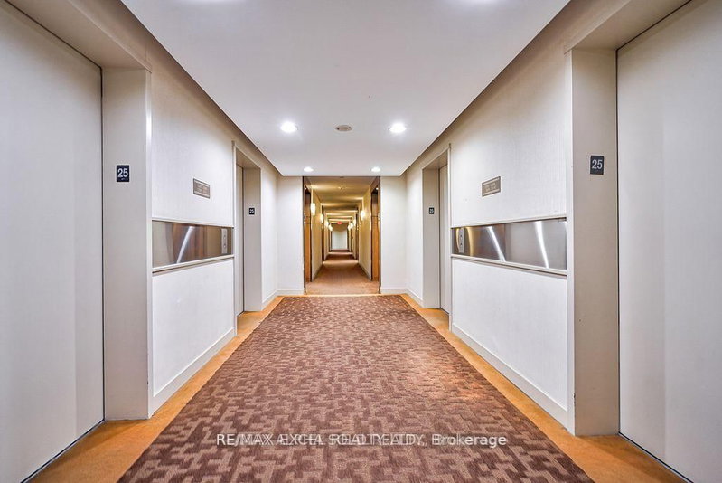 2511 - 10 Northtown Way
