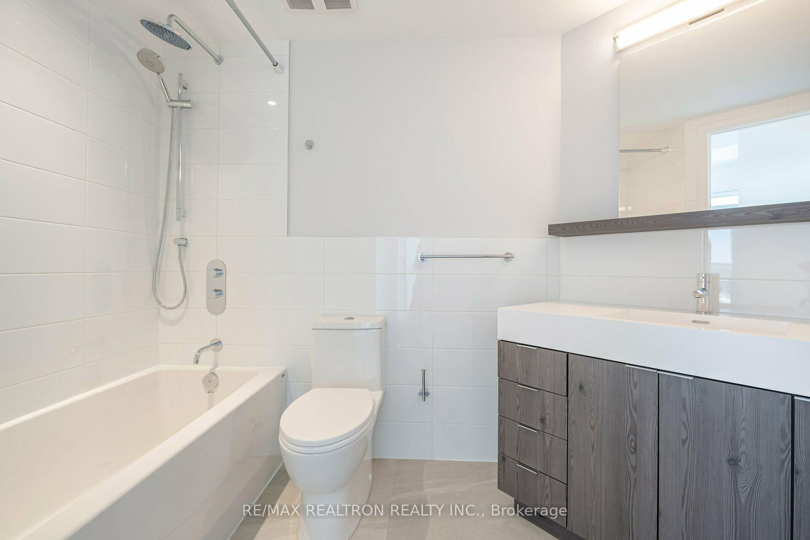 1305-2525 Bathurst St, Toronto, view 17