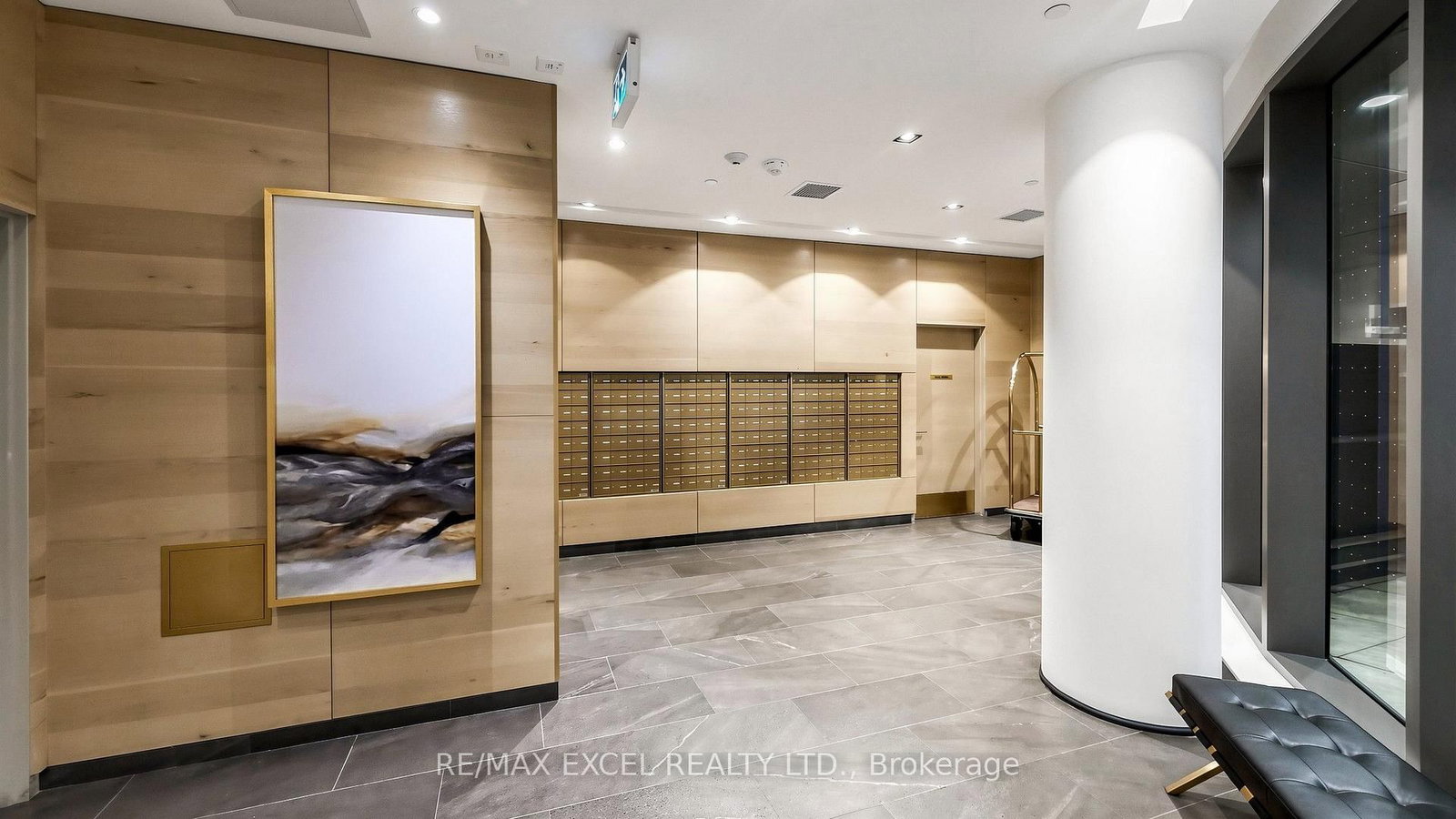 330 Richmond Street W • #1010 • Toronto, ON photo 25