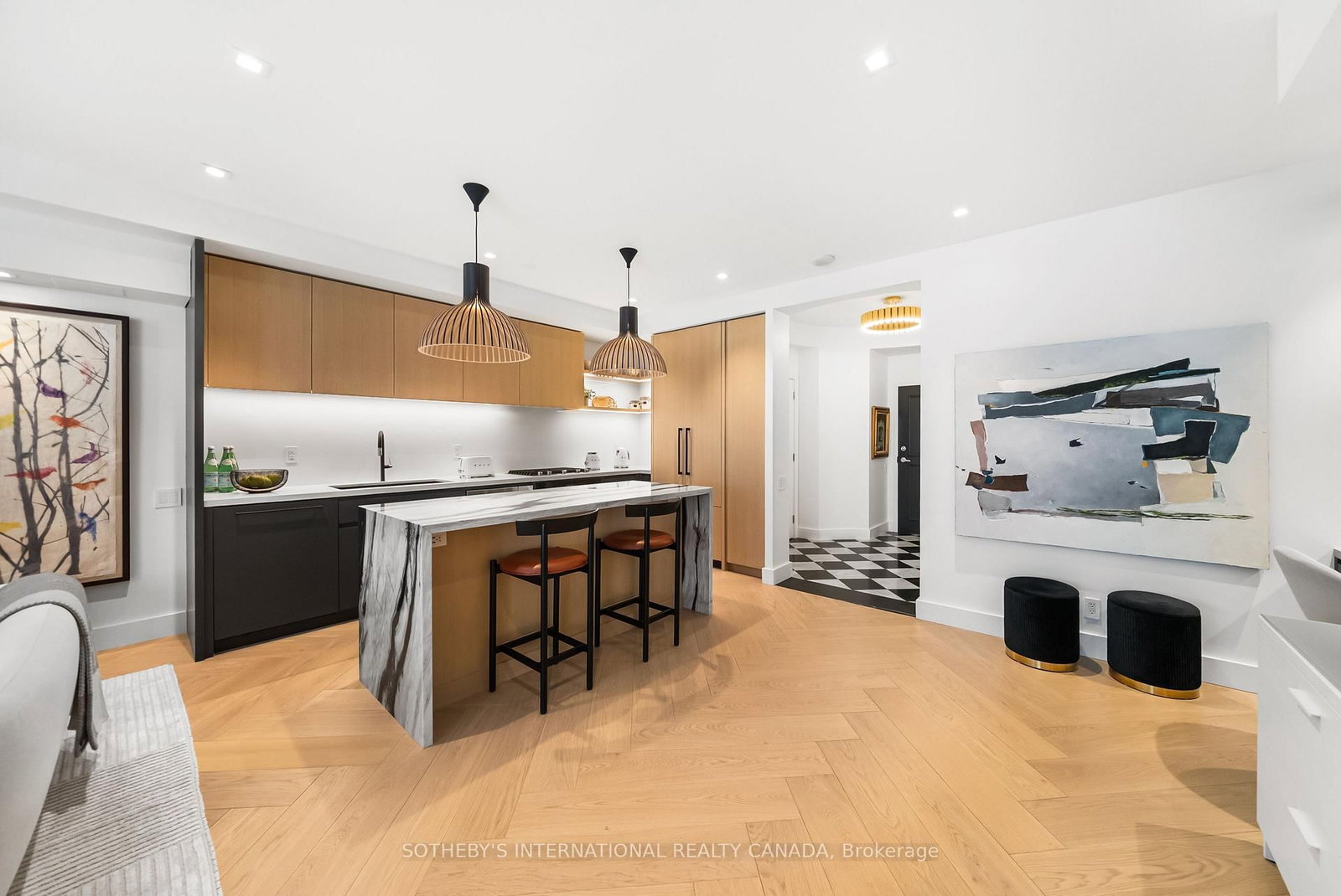 20 Scrivener Square • #716 • Toronto, ON photo 10