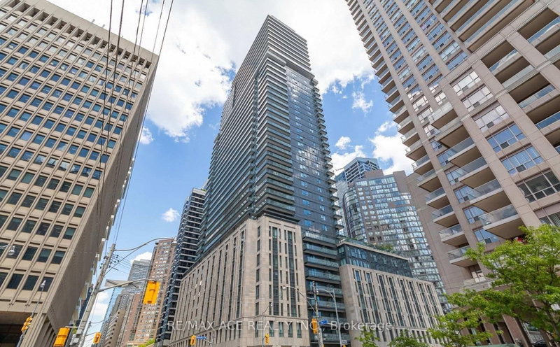 708 - 955 Bay Street