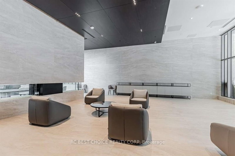 1803 - 2221 Yonge Street