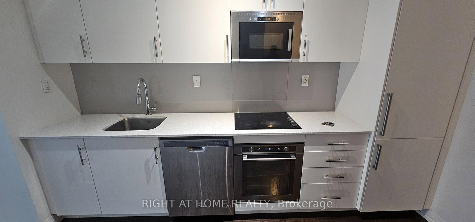 460 Adelaide Street E • #632 • Toronto, ON photo 5