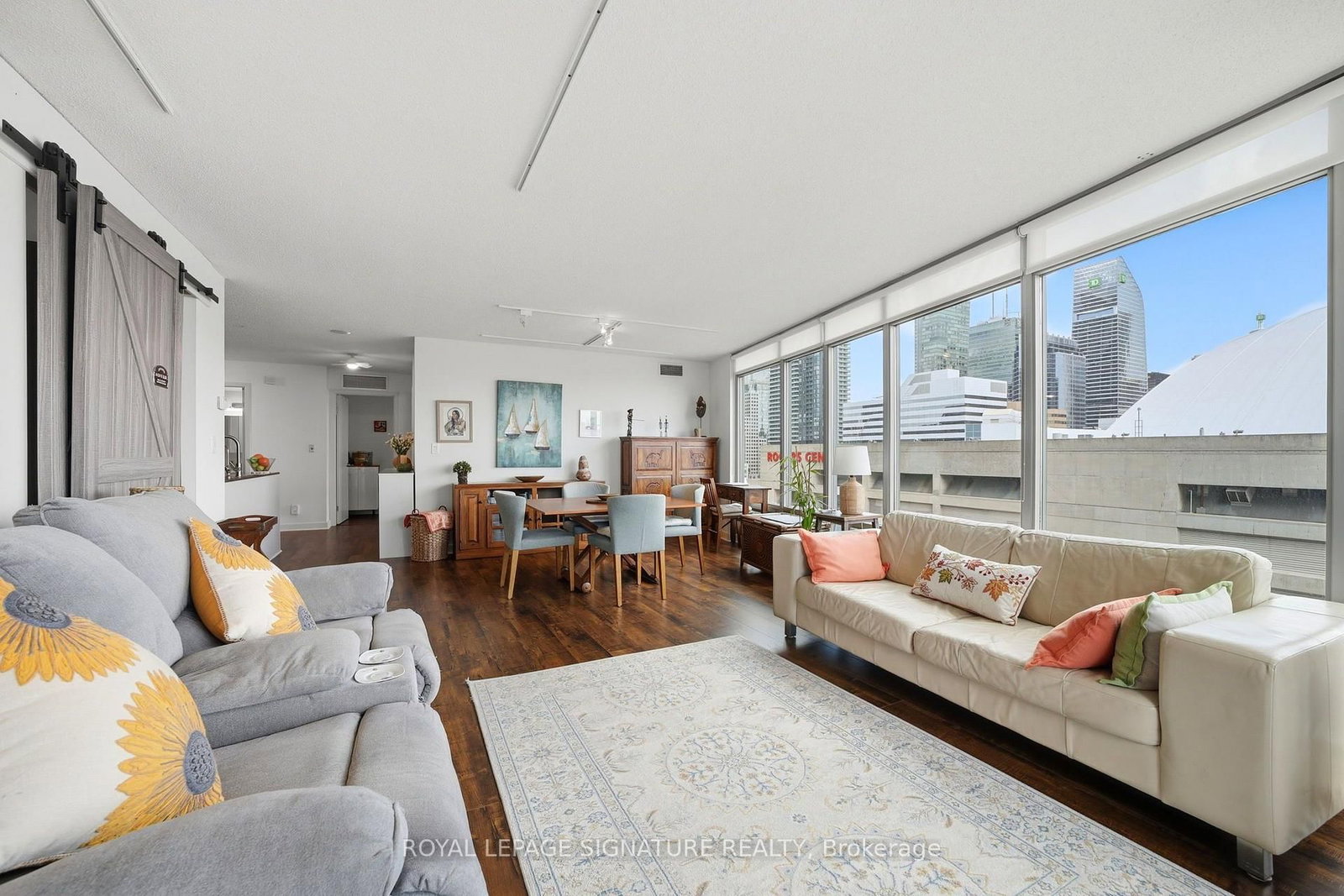 81 Navy Wharf Court • #1703 • Toronto, ON photo 5