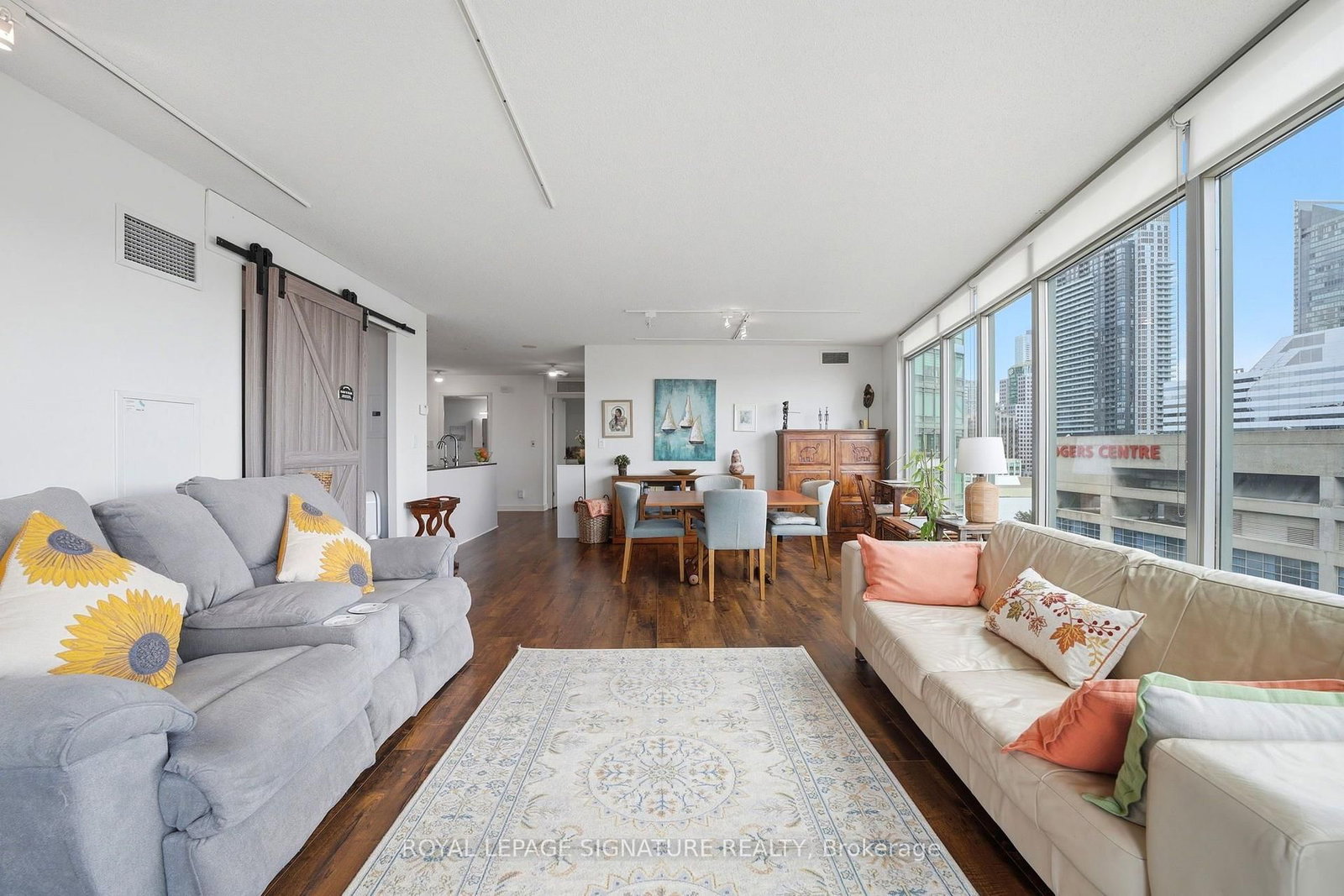 81 Navy Wharf Court • #1703 • Toronto, ON photo 6