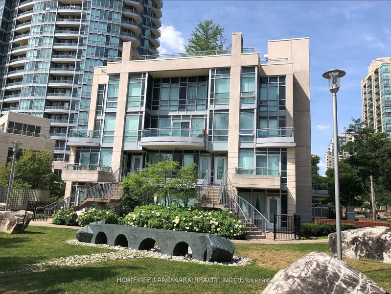212 - 31 Olive Avenue