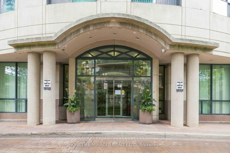 1010 - 7 Lorraine Drive