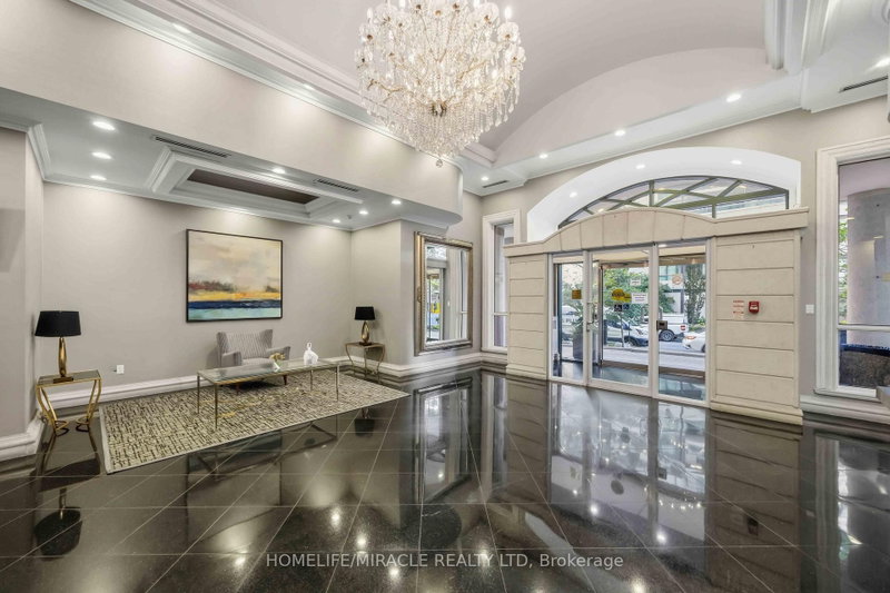 1010 - 7 Lorraine Drive