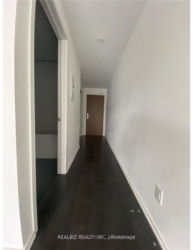 212 - 783 Bathurst Street