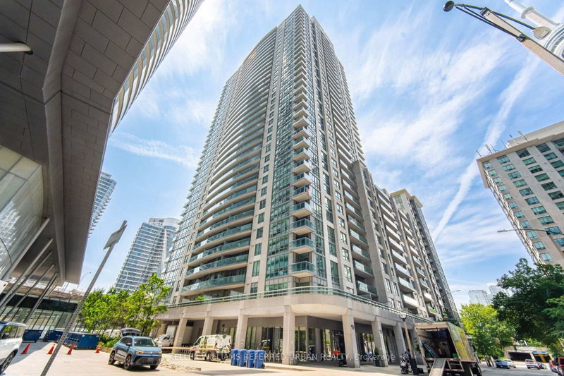3708 - 19 Grand Trunk Crescent