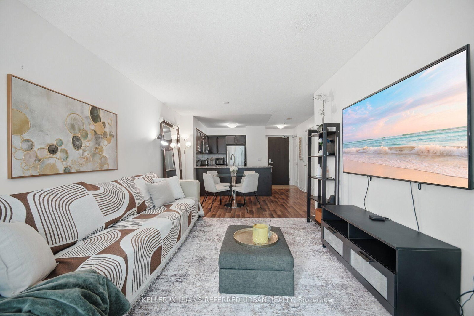 19 Grand Trunk Crescent • #3708 • Toronto, ON photo 3