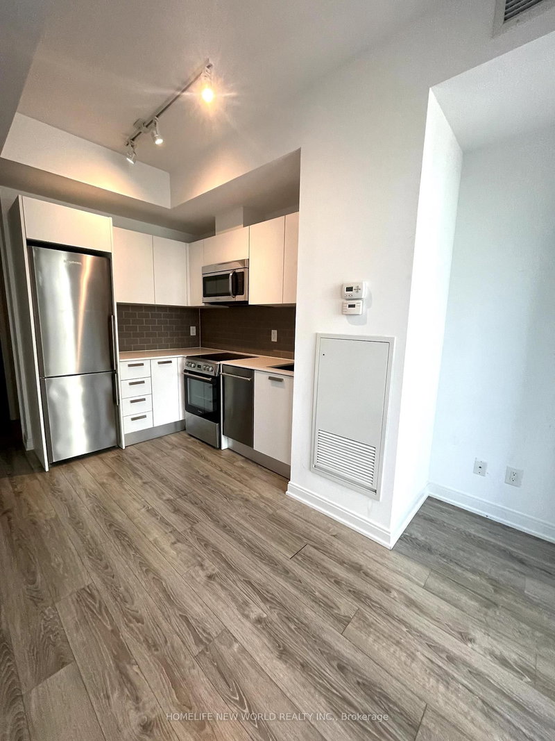 703 - 42 Charles Street E