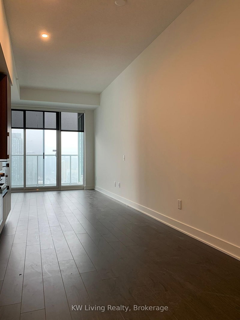 3706 - 19 Bathurst Street