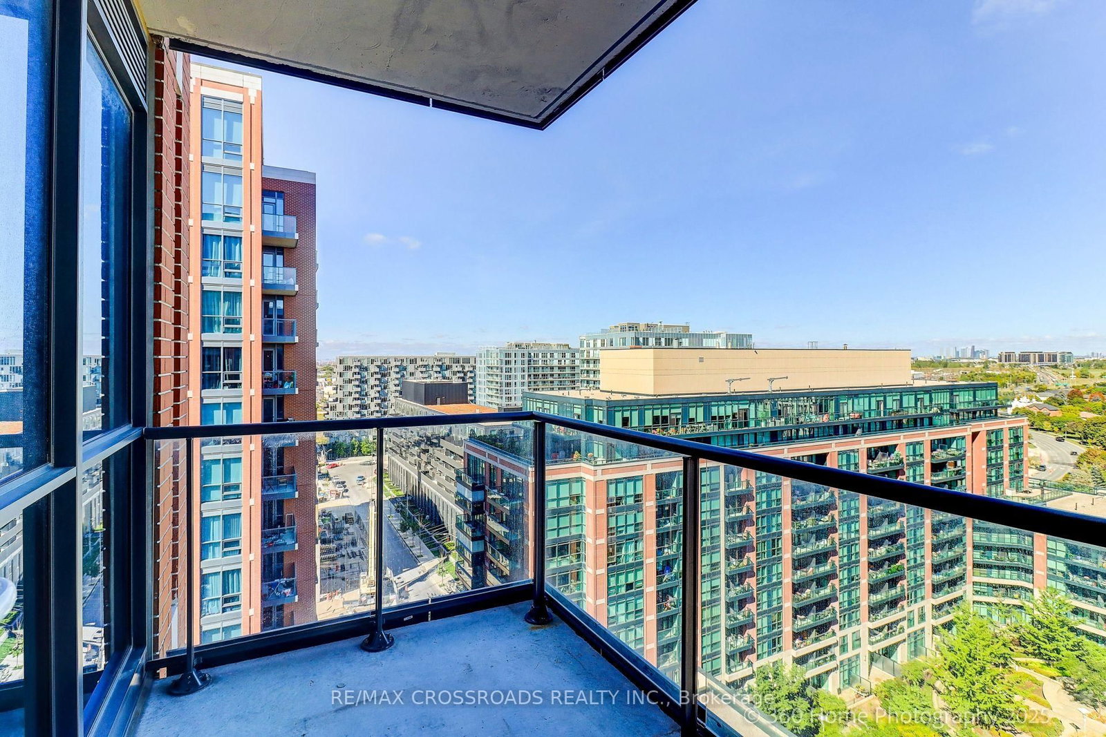 31 Tippett Road • #1306 • Toronto, ON photo 25