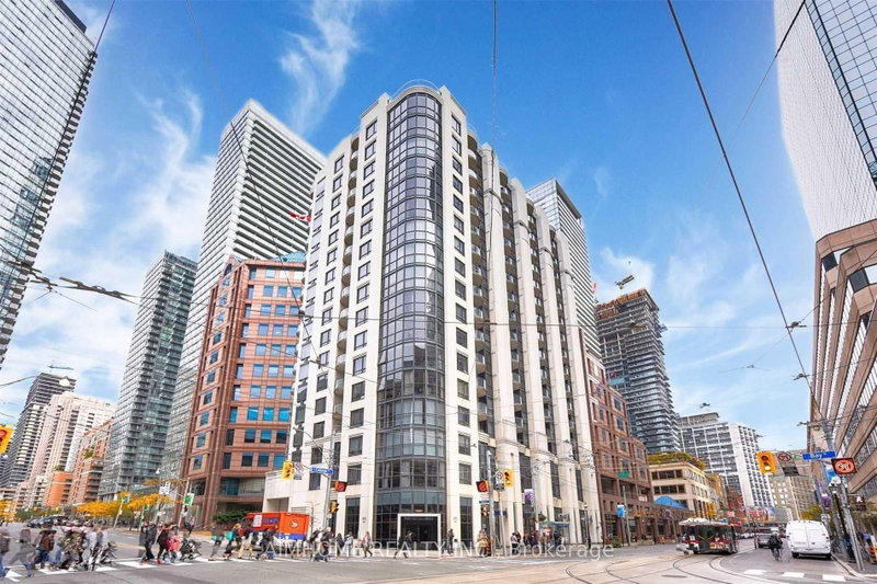 301 - 801 Bay Street