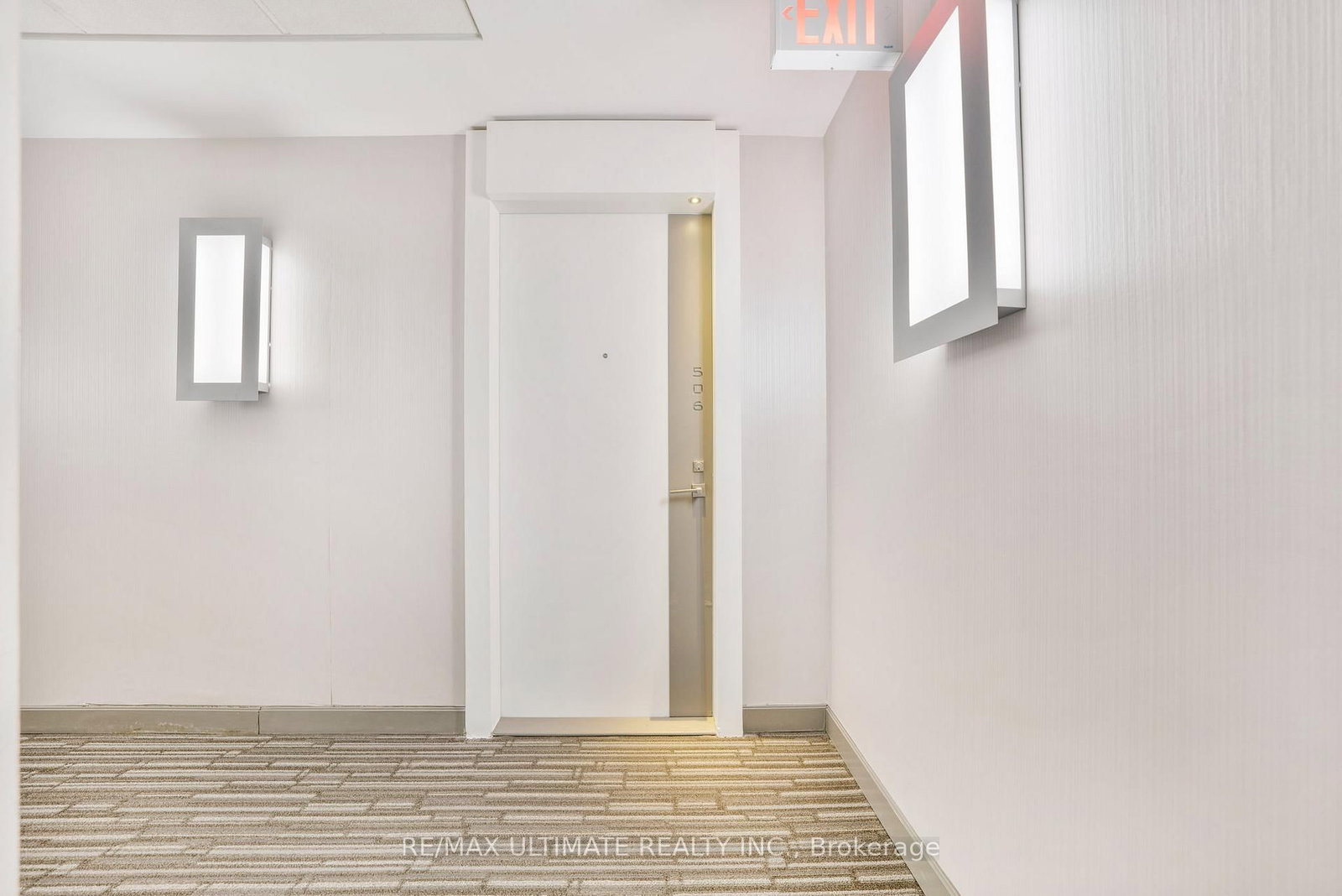 8 The Esplanade Street • #506 • Toronto, ON photo 25