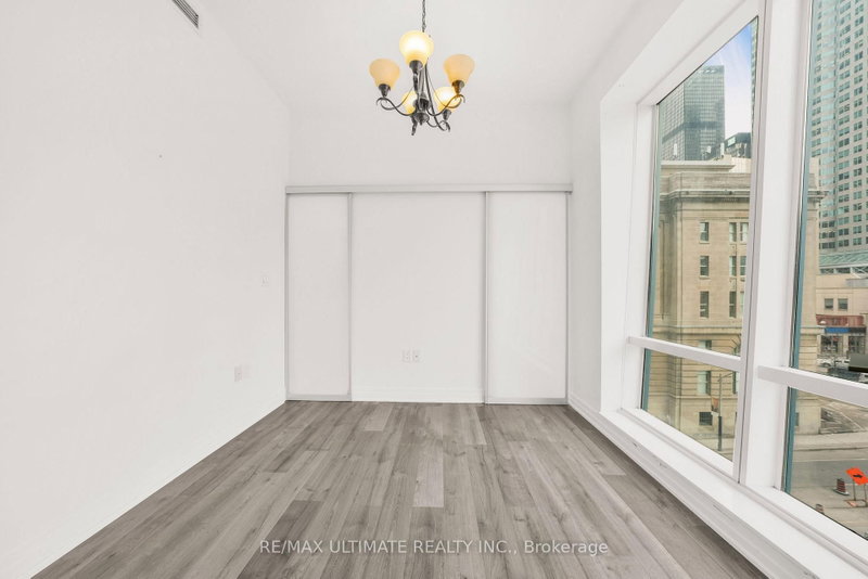 8 The Esplanade St photo 5