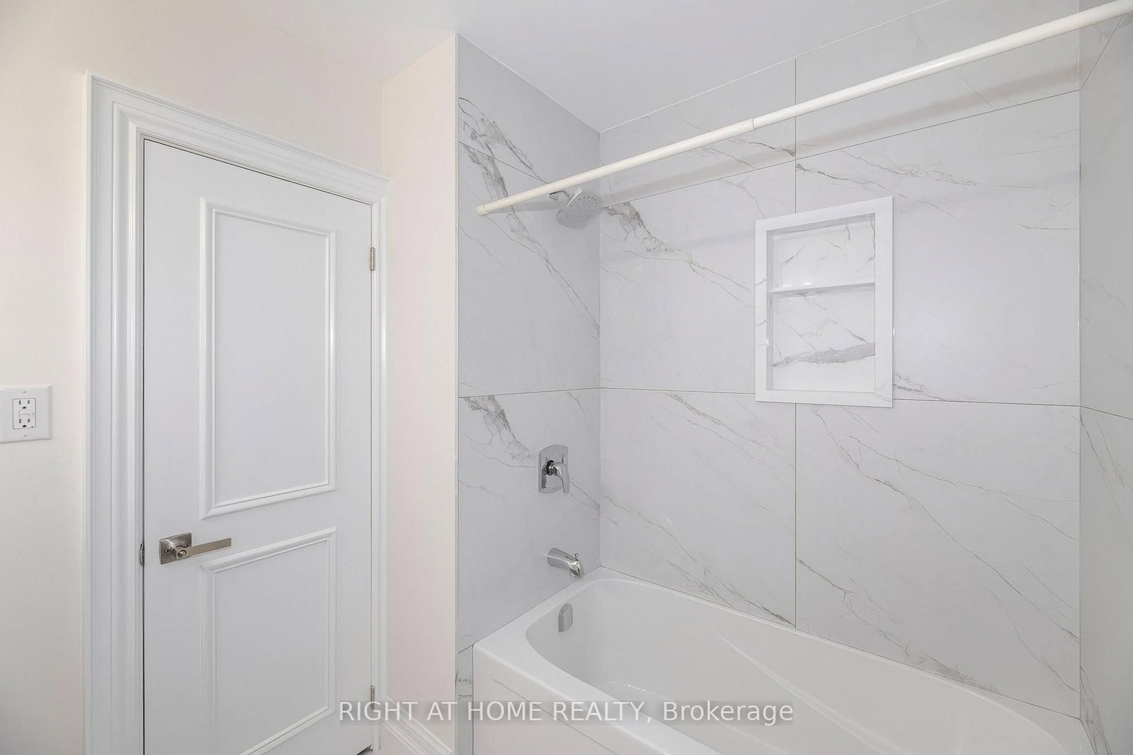 236 Shaughnessy Boulevard • Toronto, ON photo 20