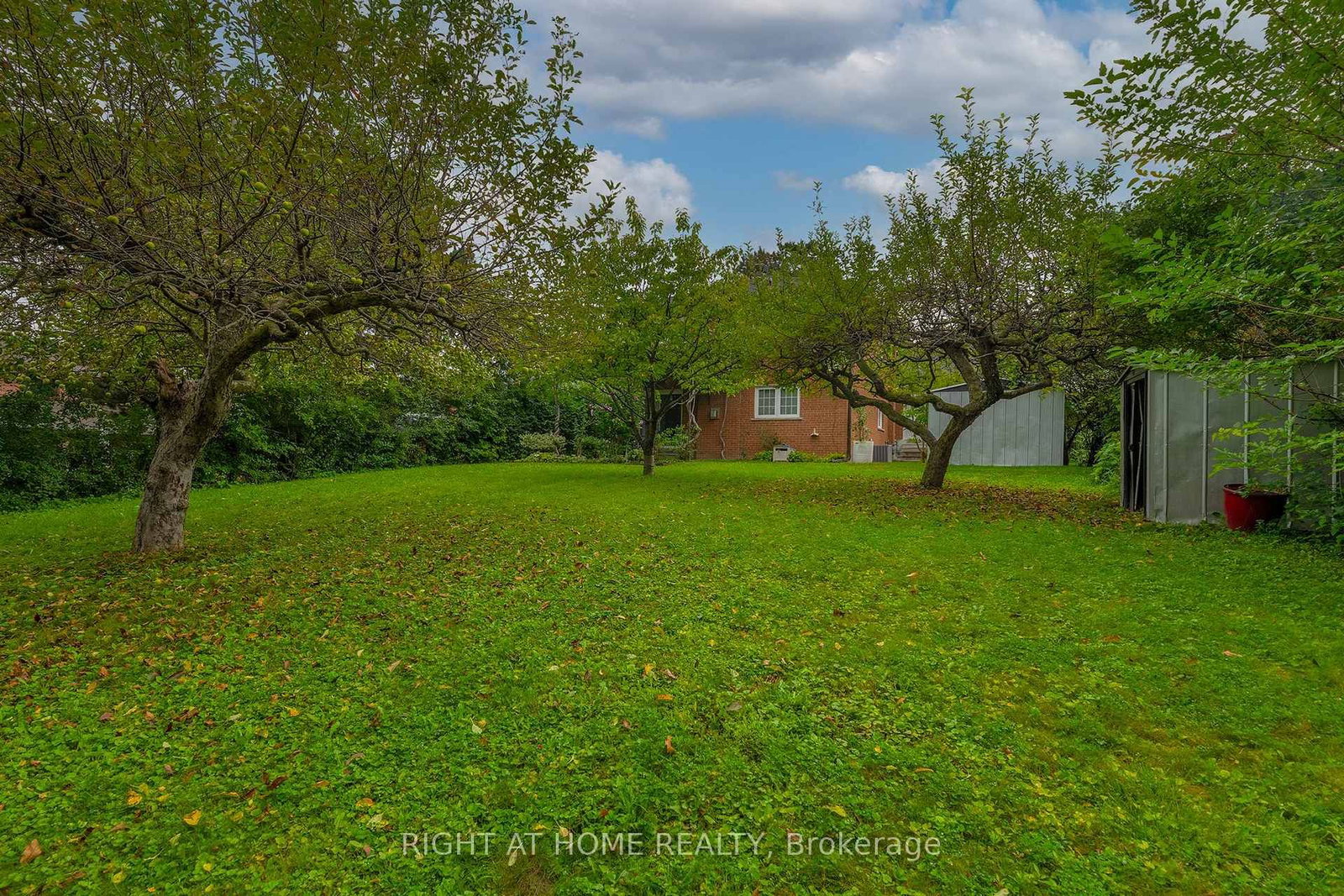 236 Shaughnessy Boulevard • Toronto, ON photo 38
