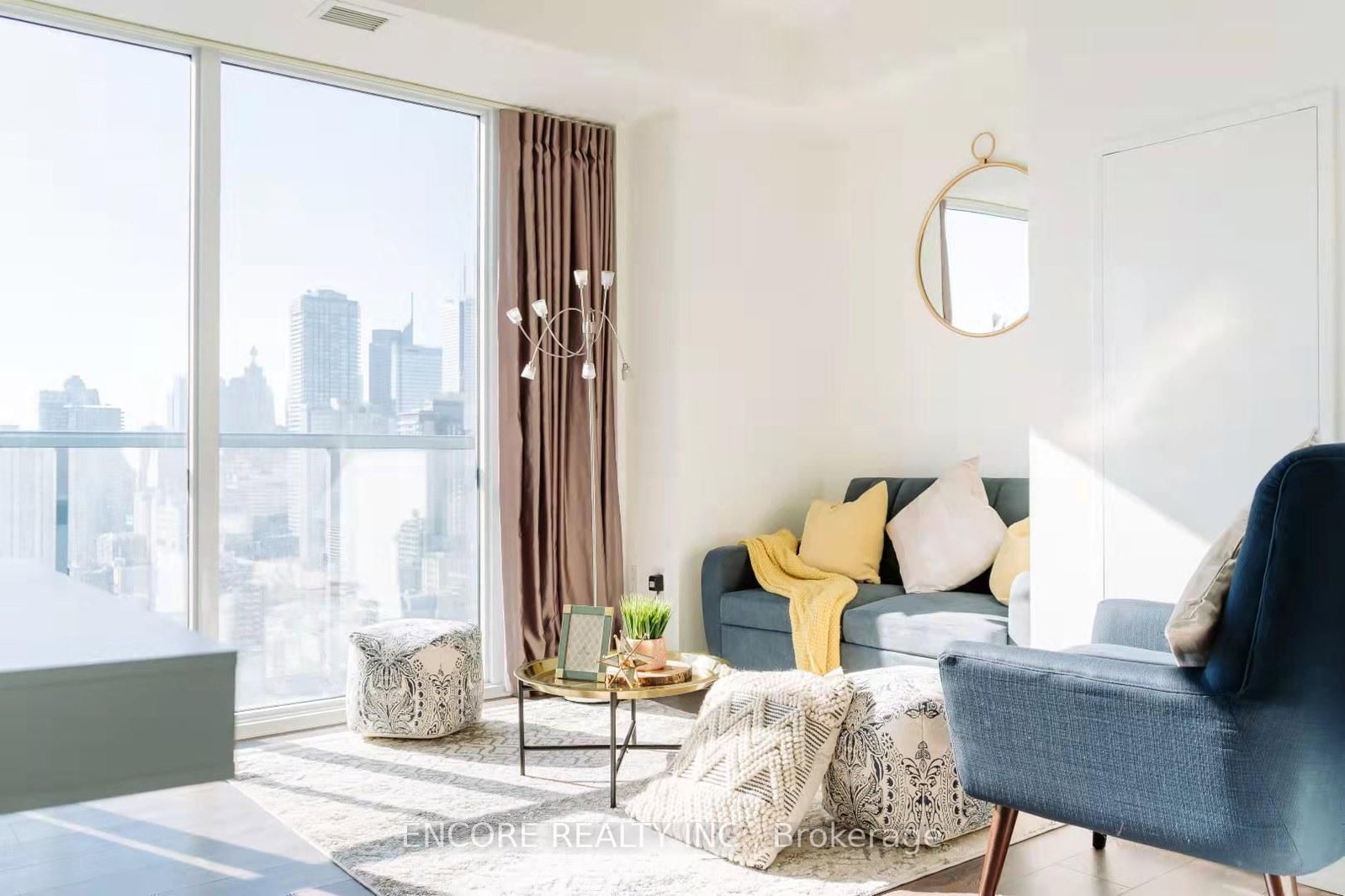 89 McGill Street • Toronto, ON photo 1