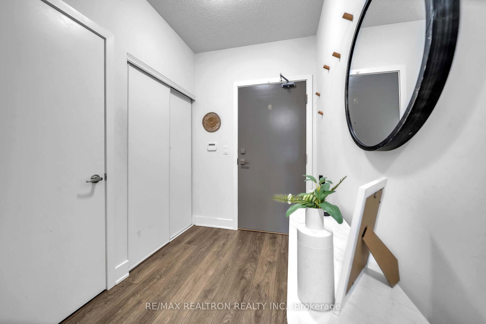 188 Fairview Mall Drive • #606 • Toronto, ON photo 13