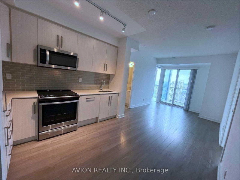 2802 - 5180 Yonge Street