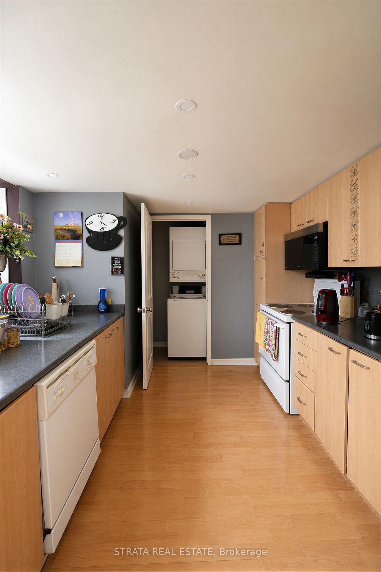 11 St Joseph Street • #304 • Toronto, ON photo 11