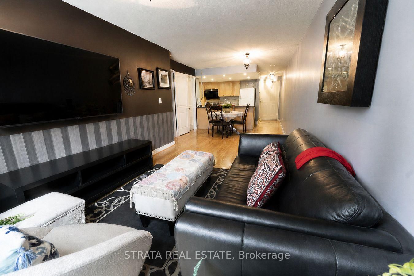 11 St Joseph Street • #304 • Toronto, ON photo 14